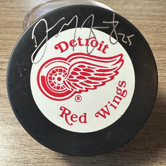 1990’s Detroit Red Wings Darren McCarty Autographed Official Game Hockey Puck - Picture 1 of 5